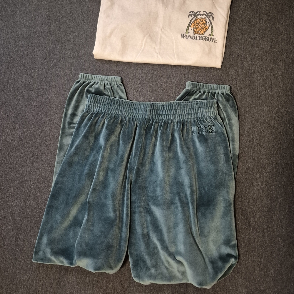 PINK VS Deep Green Sweatpants